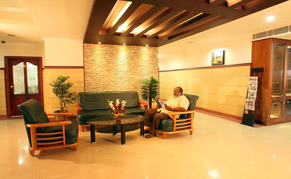 Hotel Shilpa Regency Kottārakara Exterior photo
